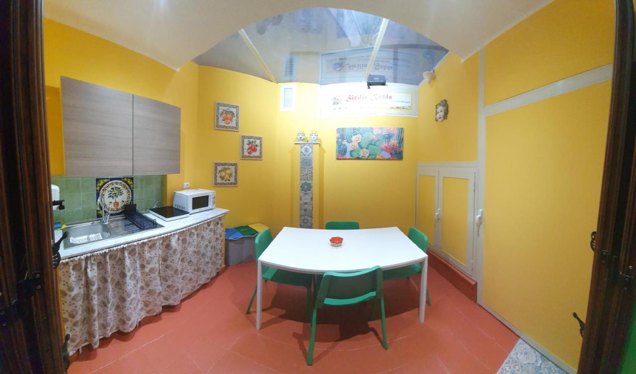 Sicilia Bedda Taormina Apartment Exterior photo
